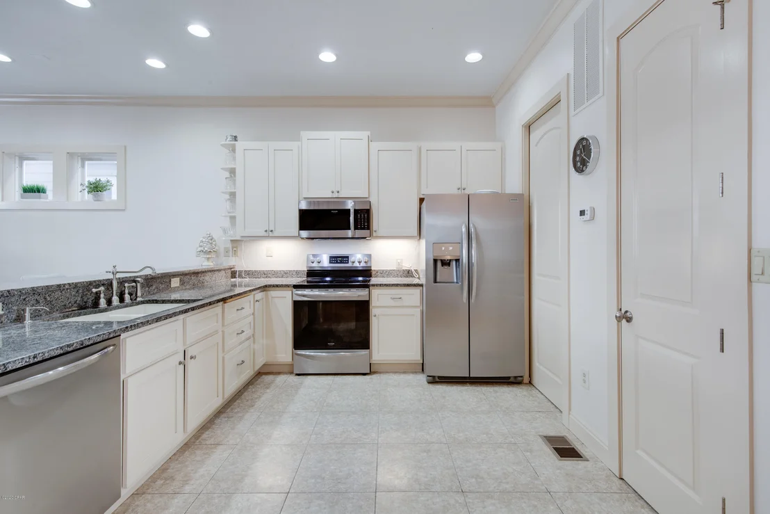 Photo of 6216 Thomas Drive