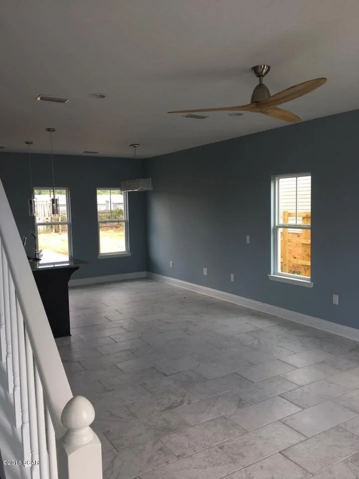 Photo of 6104 BEACH Drive
