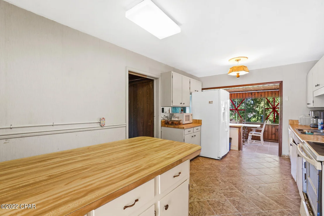 Photo of 3724 Shoreline Circle