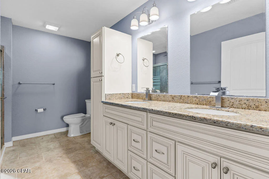 Photo of 561 Lakepointe Drive