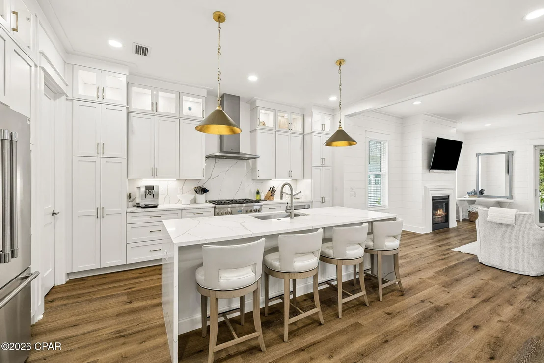 Photo of 113 E Pollard Cove