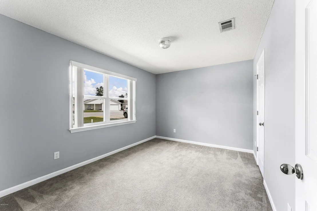 Photo of 106 Lakeridge Drive