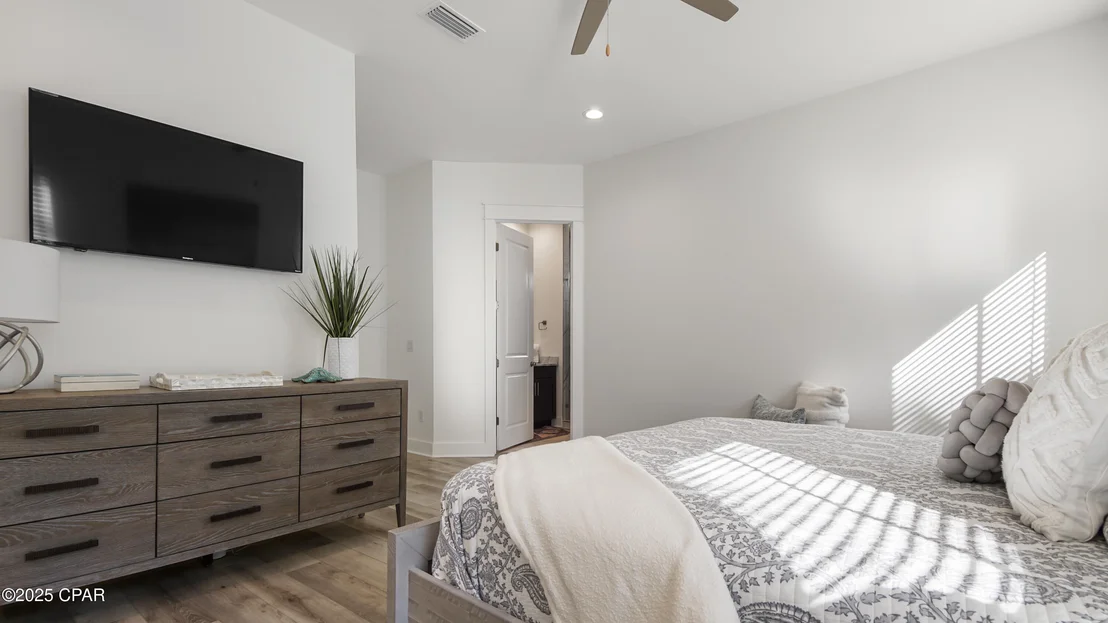 Photo of 150 Grande Pointe Circle
