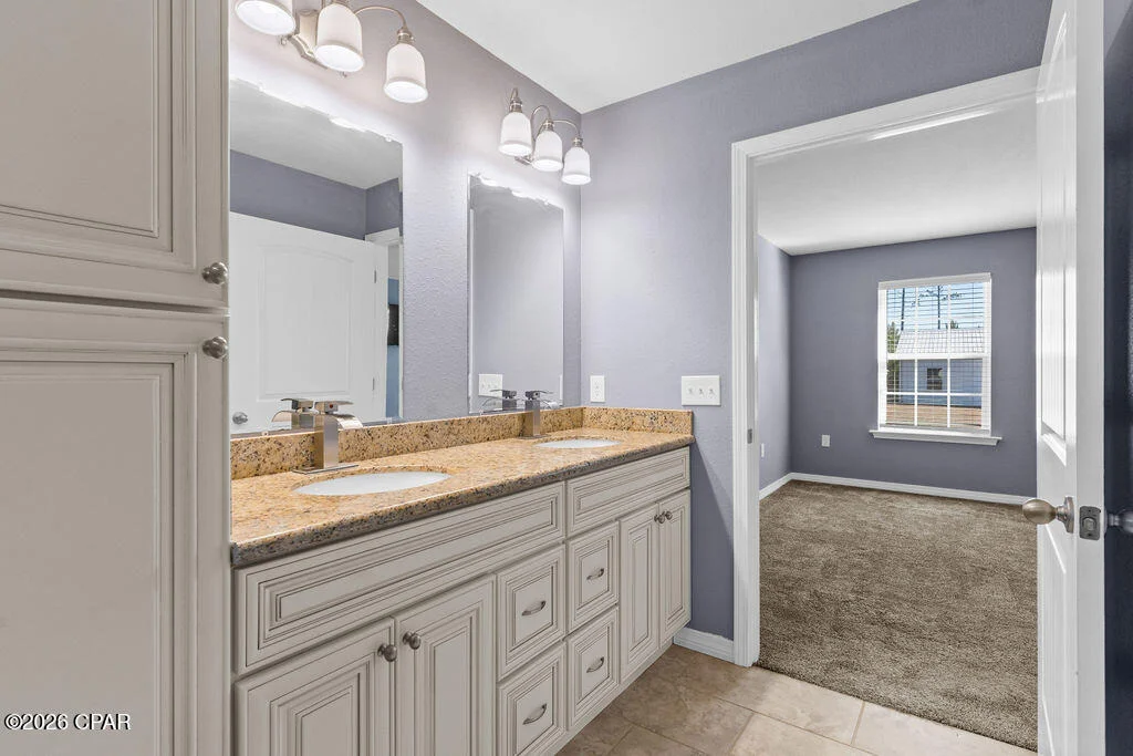 Photo of 561 Lakepointe Drive