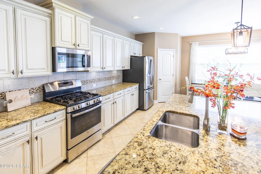 Photo of 700 Breakfast Point Boulevard