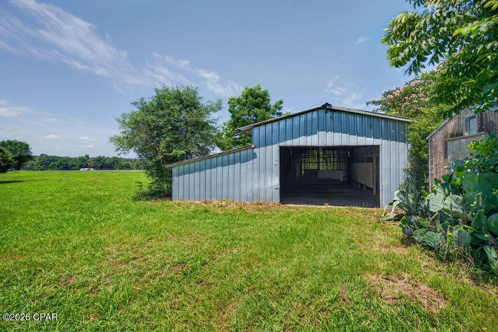 Photo of 1712 Shamrock Lane