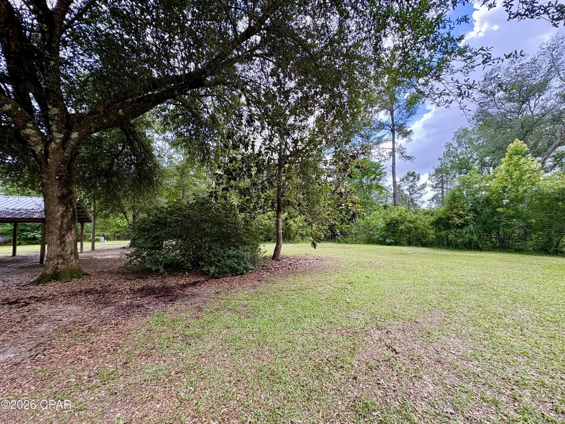Photo of 1237 Roland Road