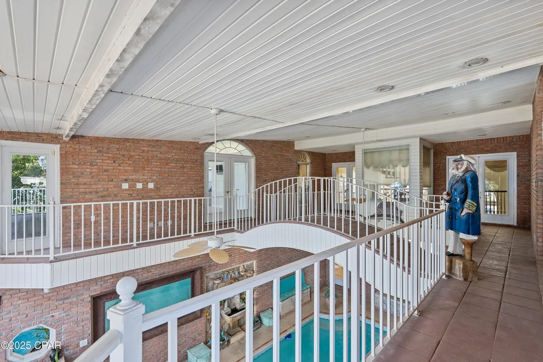 Photo of 364 Walton Way