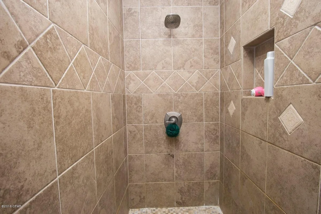 Photo of 4858 CLIFF Road