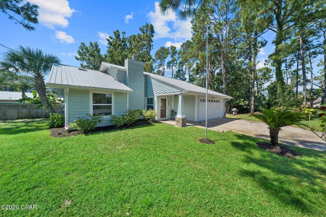 Photo of 323 Prudence Lane