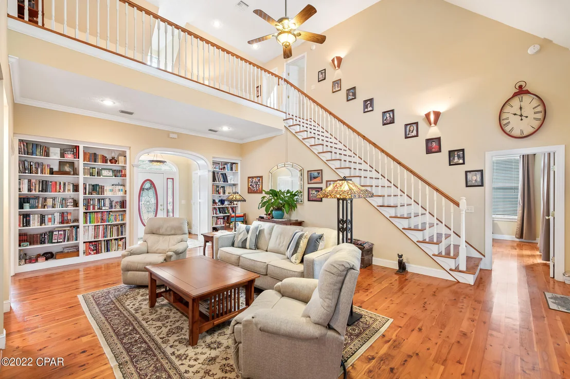 Photo of 121 Moonlight Drive
