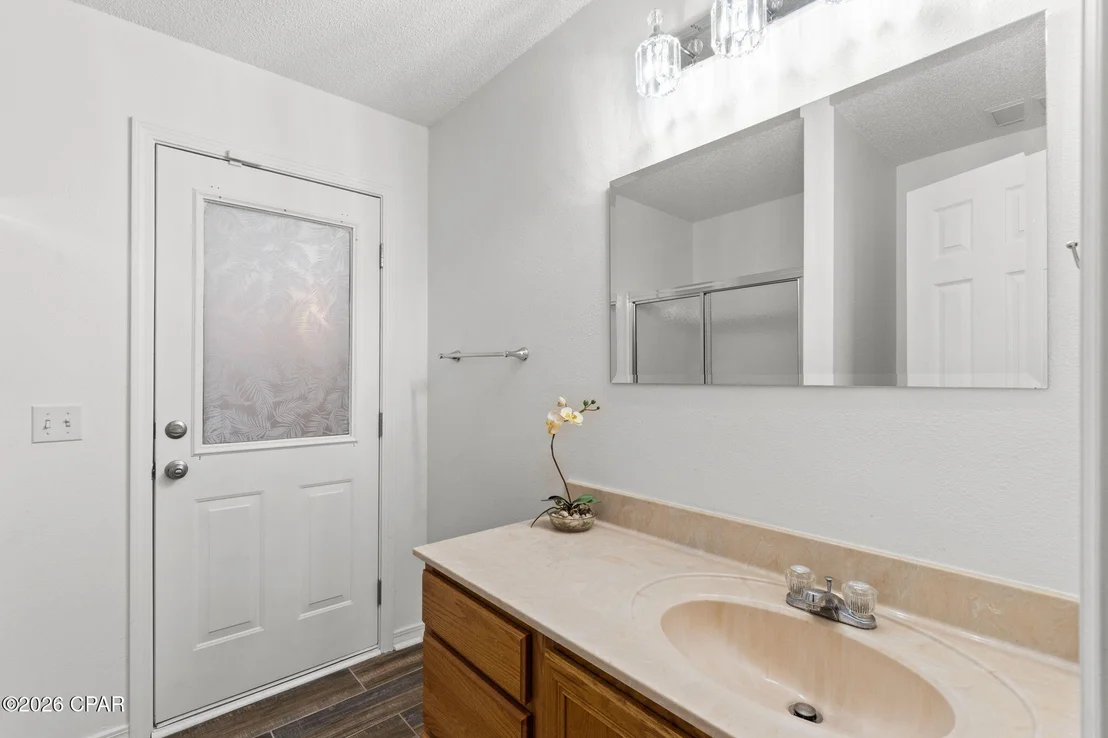 Photo of 6539 Redfield Street
