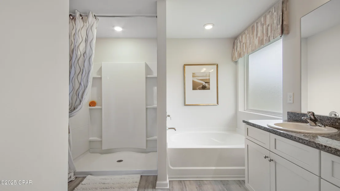 Photo of 2221 Acorn Place