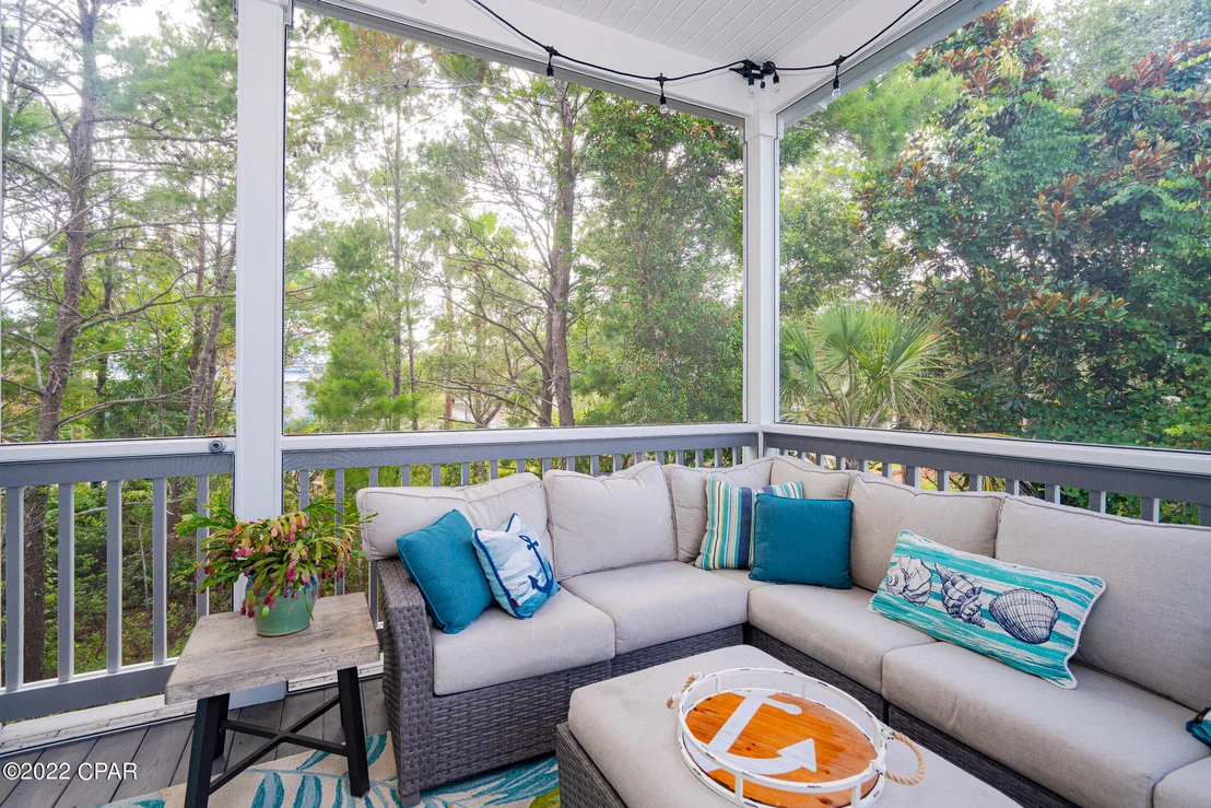 Photo of 186 Grande Pointe Circle