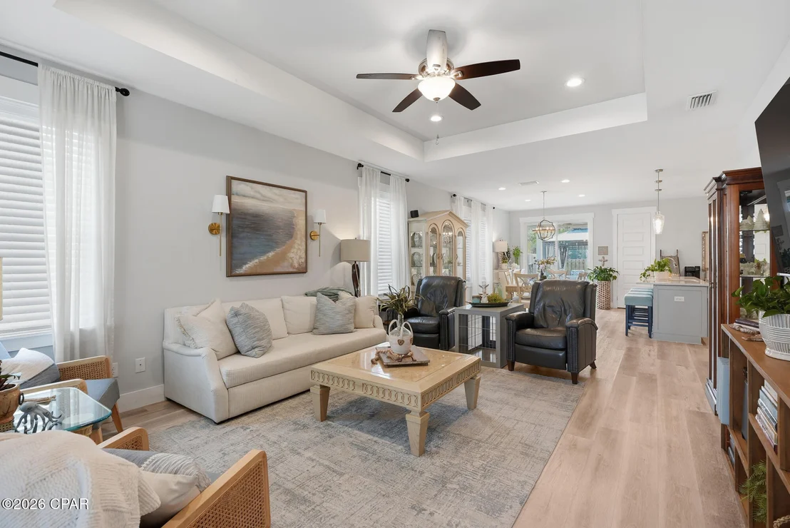 Photo of 8437 Warner Place