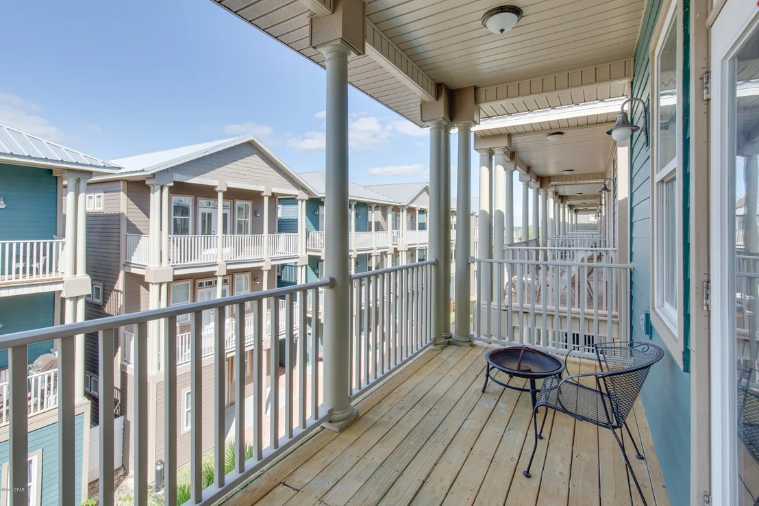 Photo of 6216 Thomas Drive