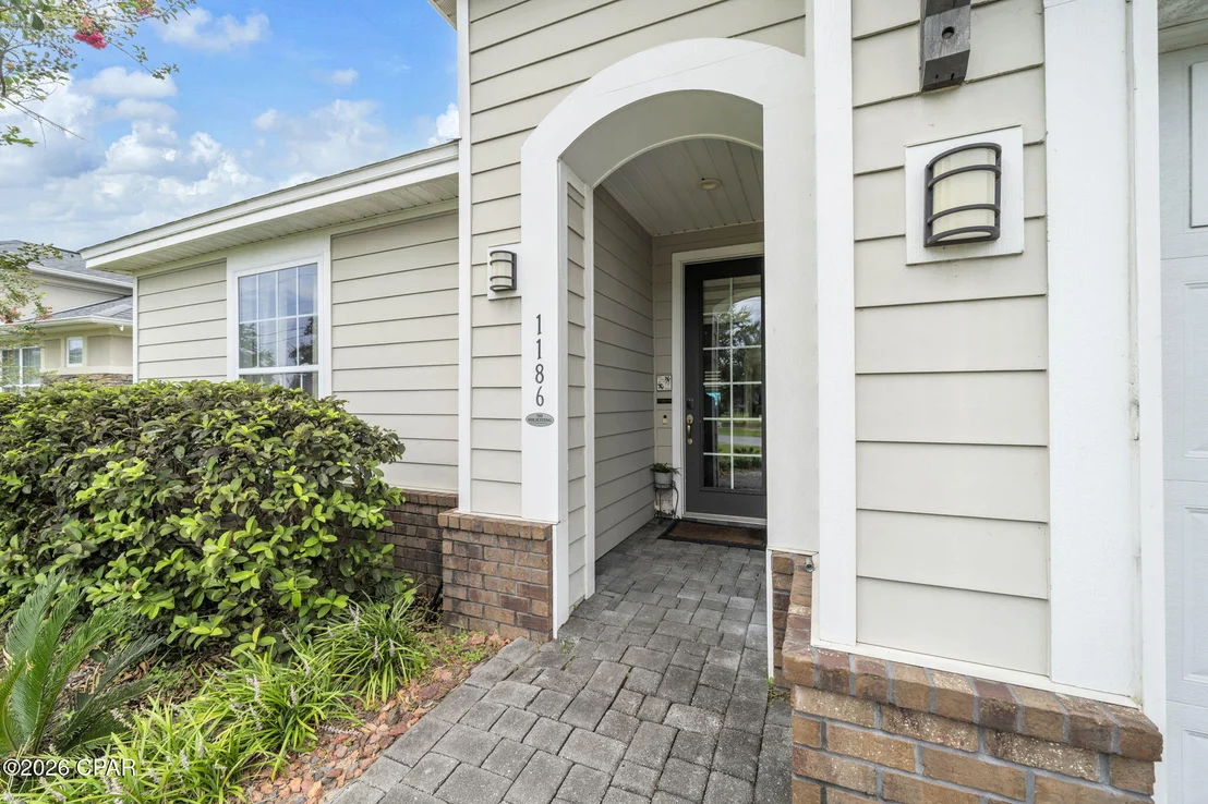 Photo of 1186 Eisenhower Circle