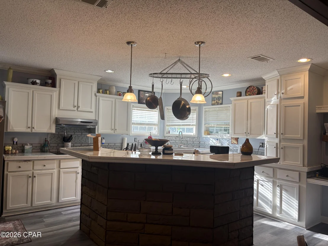 Photo of 240 Mockingbird Lane