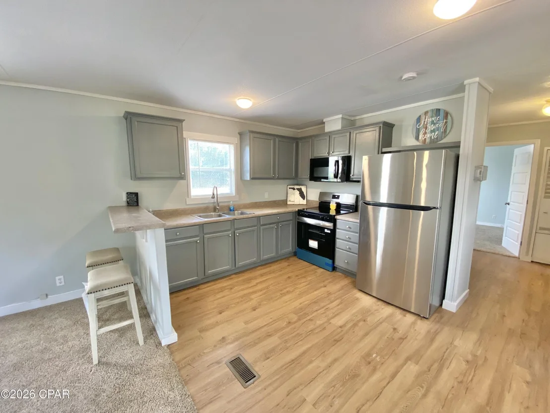 Photo of 352 Michael Street