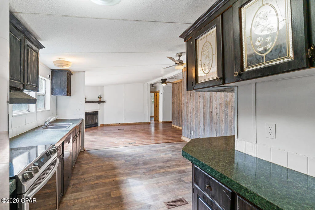 Photo of 2635 Springhill Road
