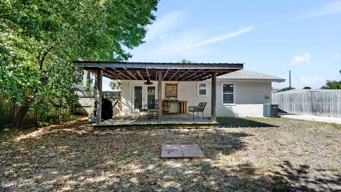 Photo of 5620 Pinetree Avenue