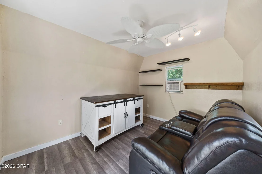 Photo of 323 Prudence Lane