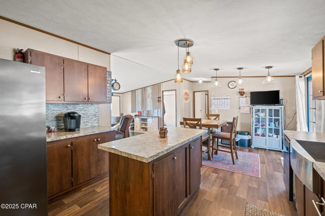 Photo of 1764 Clayton Road