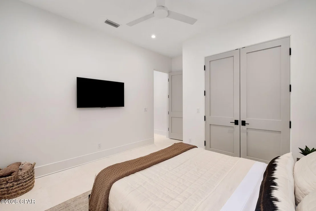 Photo of 36 Grande Pointe Circle