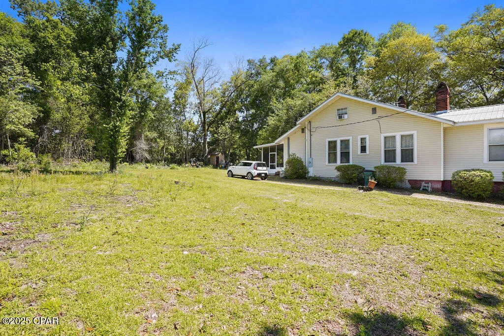 Photo of 1324 Coggin Avenue