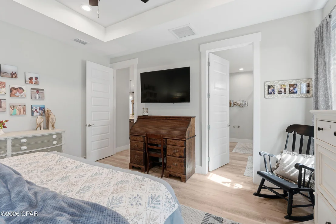 Photo of 8437 Warner Place