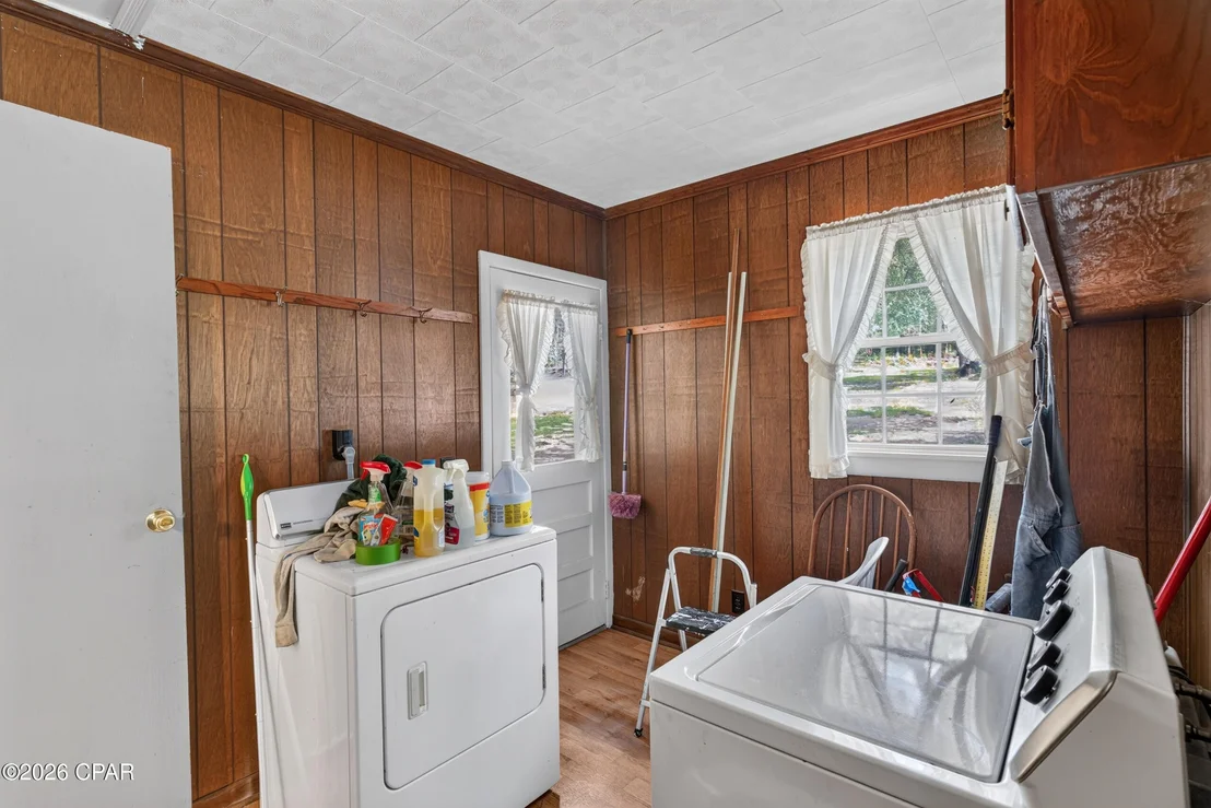 Photo of 2722 Pioneer Road