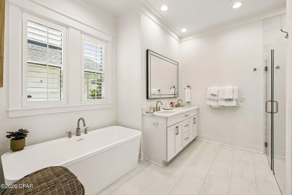 Photo of 113 E Pollard Cove