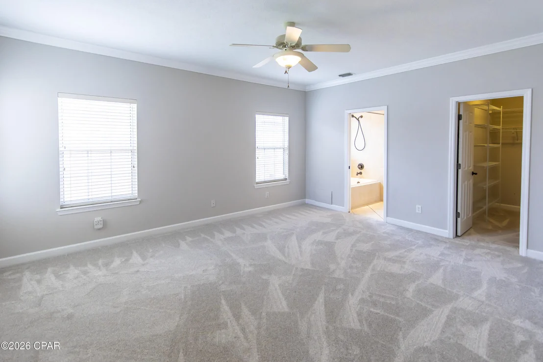 Photo of 220 Lakeridge Drive