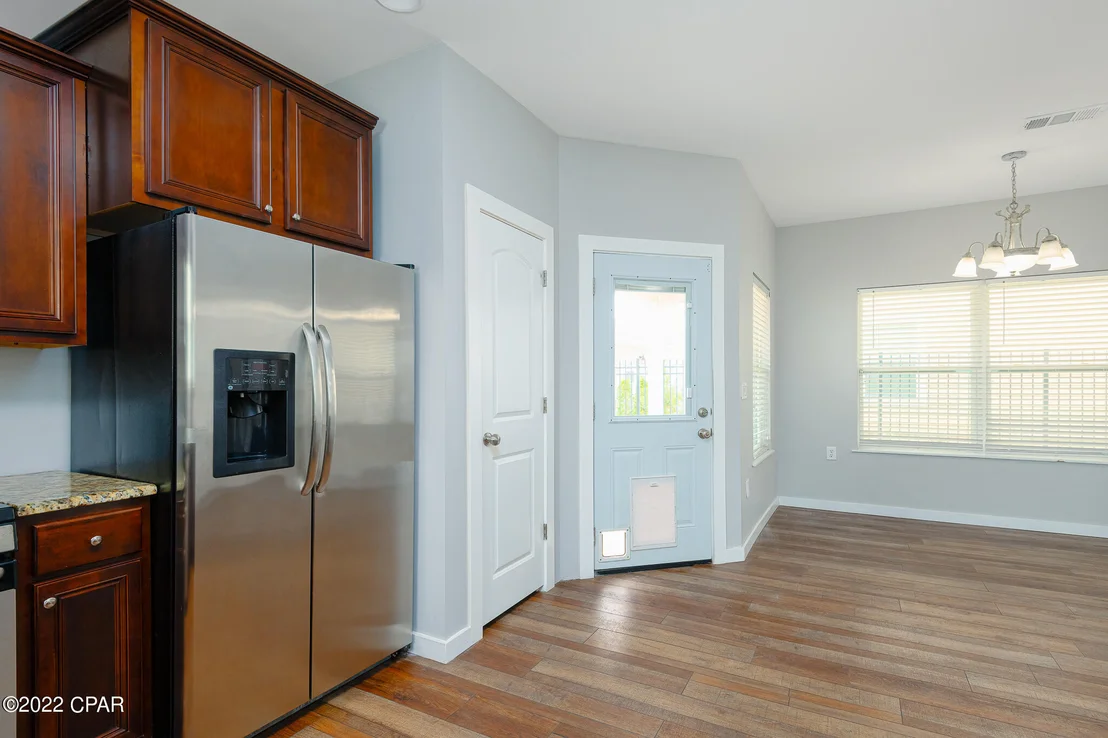 Photo of 4711 Bigleaf Lane