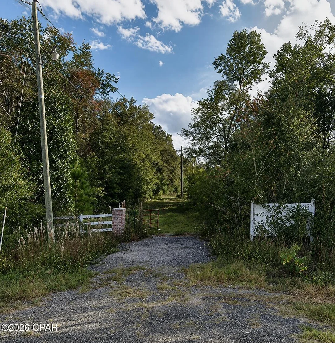 Photo of 783/767 Highway 90