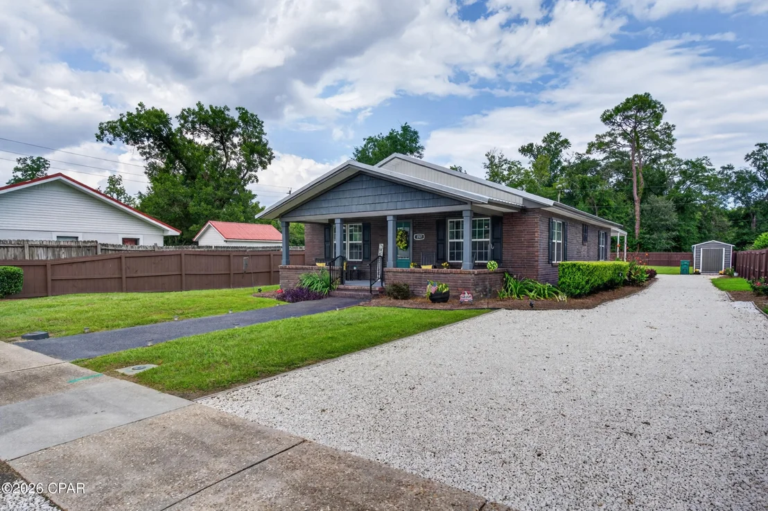 Photo of 717 Sinclair Street