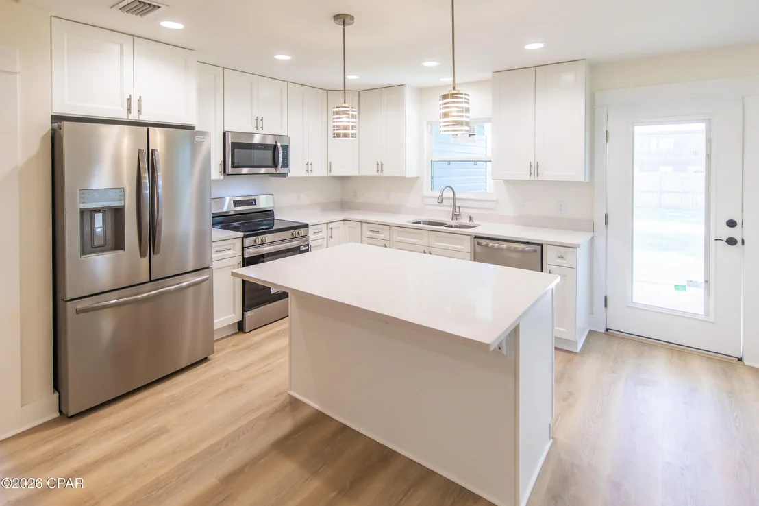 Photo of 308 Blackshear Drive