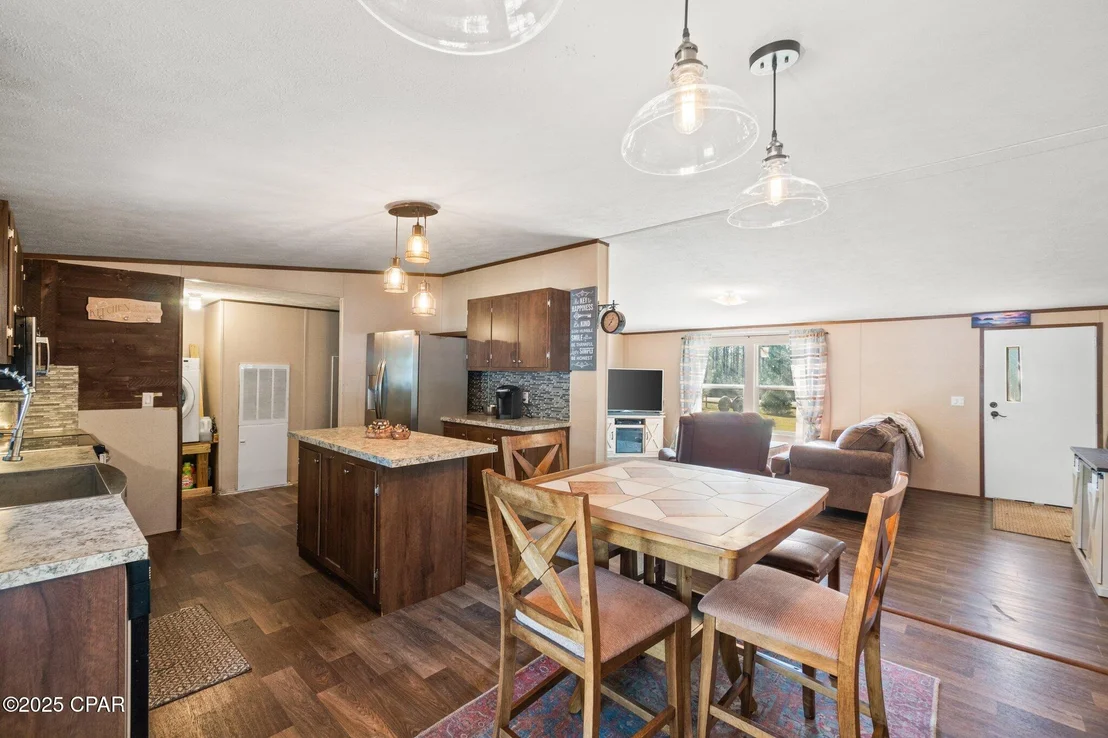 Photo of 1764 Clayton Road