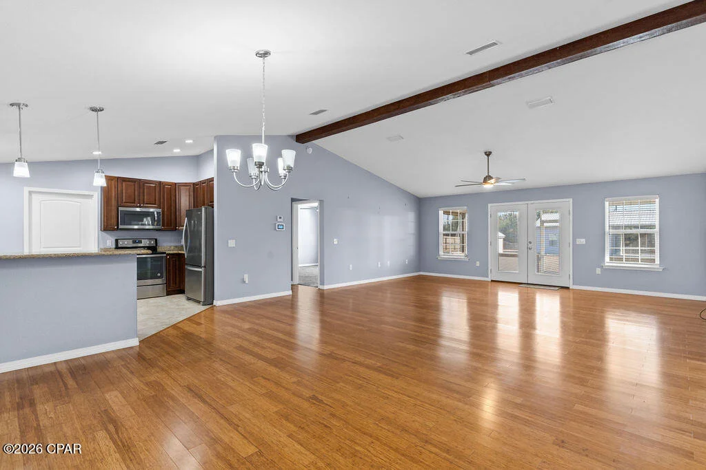 Photo of 561 Lakepointe Drive