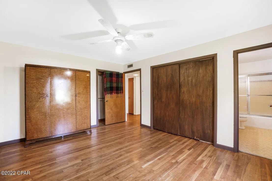 Photo of 3724 Shoreline Circle