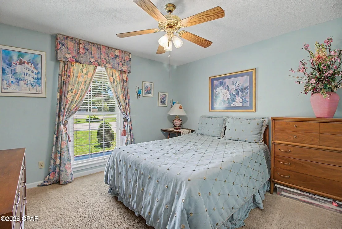 Photo of 5381 College Drive