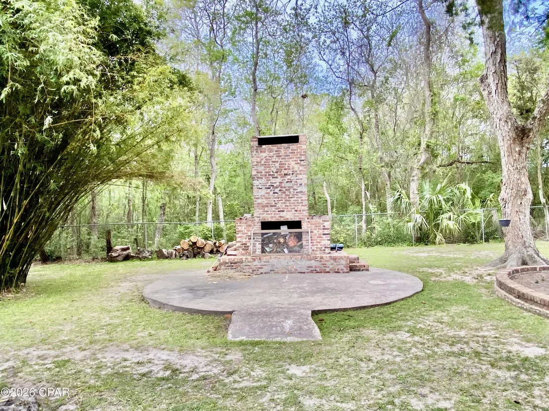 Photo of 807 Maple Street