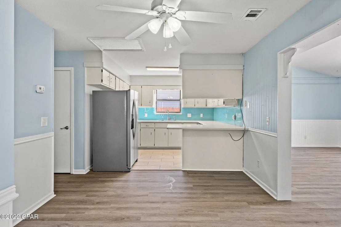 Photo of 7628 Shadow Bay Drive