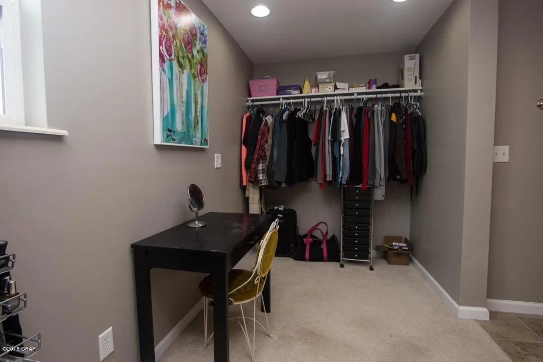 Photo of 4858 CLIFF Road