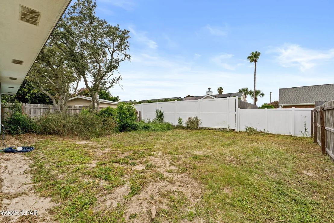 Photo of 140 Oleander Circle