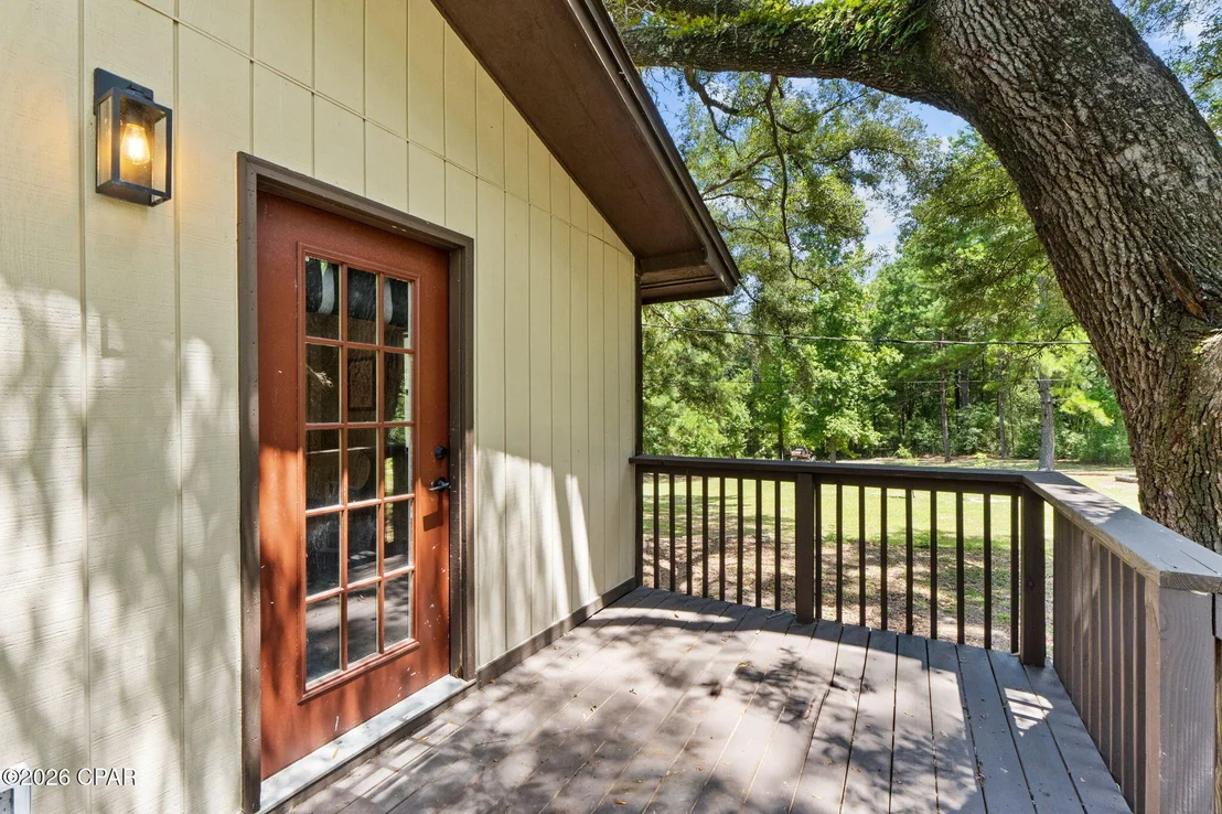 Photo of 3875 River Road