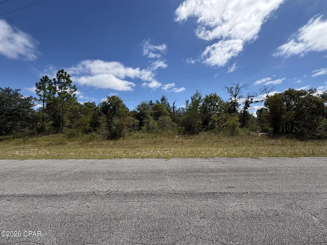 Photo of LOT 18 Hampshire Boulevard