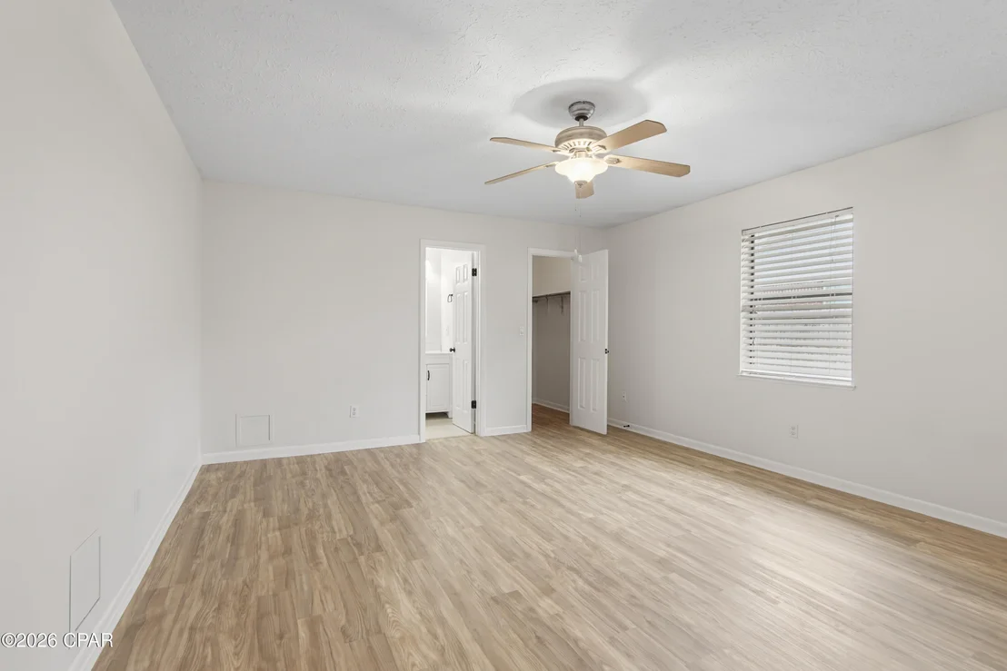 Photo of 6007 Howard Road