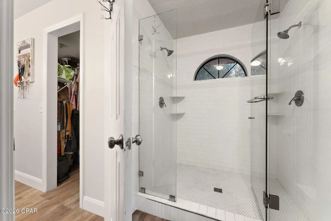 Photo of 437 W Baldwin Road
