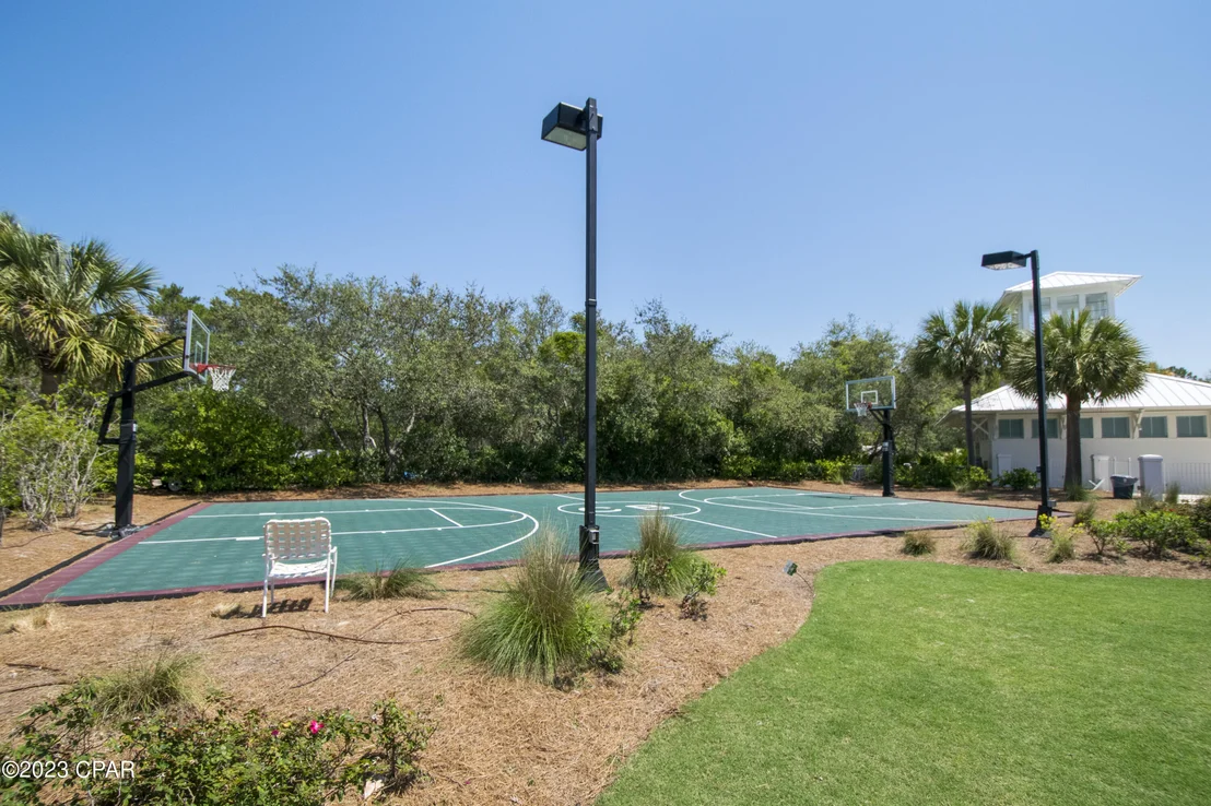 Photo of 130 Parkshore Drive